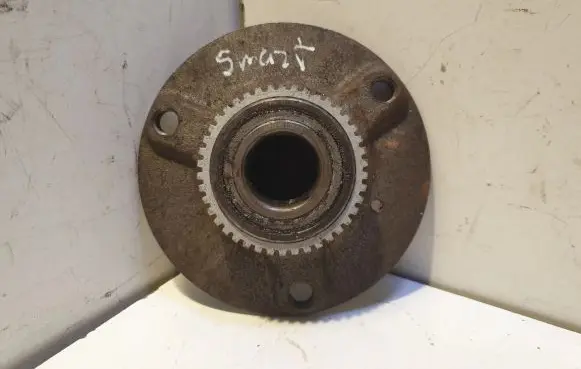 Smart ForTwo I Front wheel bearing hub 