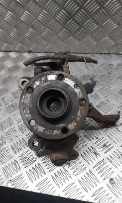 Volkswagen Cross Touran I Front wheel hub