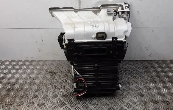 Nissan X-Trail T31 Interior heater climate box assembly housing 27210JG75A
