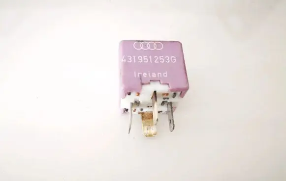 Volkswagen PASSAT B5 Other relay 431951253g
