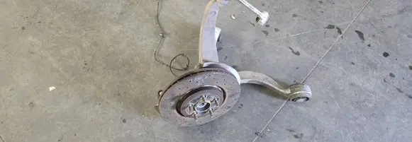 Jaguar XJ X350 Front wheel hub spindle knuckle 