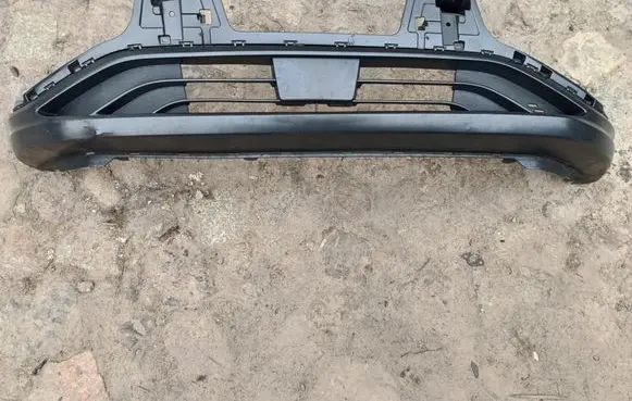 Hyundai Kona I Front bumper lip 86512K4000