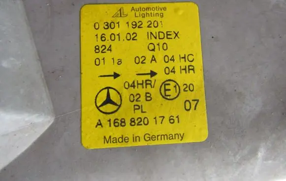 Mercedes-Benz A W168 Headlight/headlamp A1688201761
