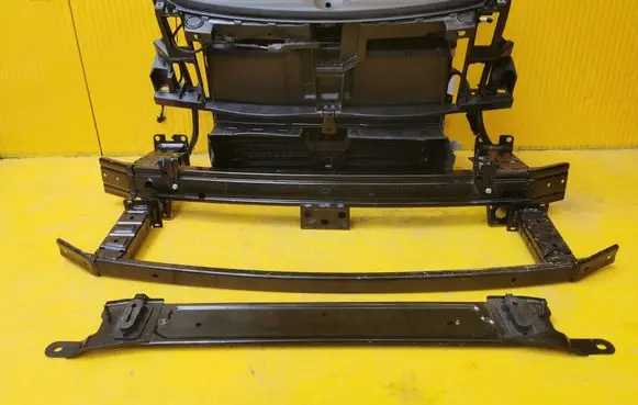 Peugeot 5008 II Radiator set 9836055280