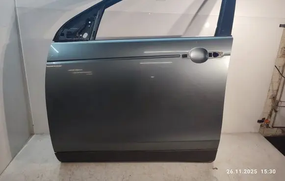 Land Rover Discovery Sport Front door
