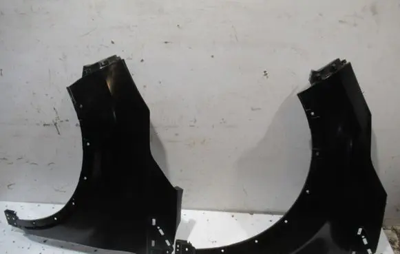 Renault Captur Fender 631018998R