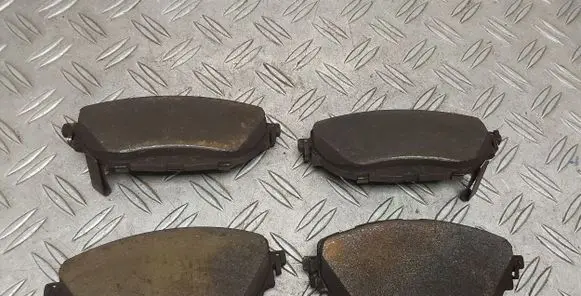 Toyota Auris E180 Brake pads (front) 