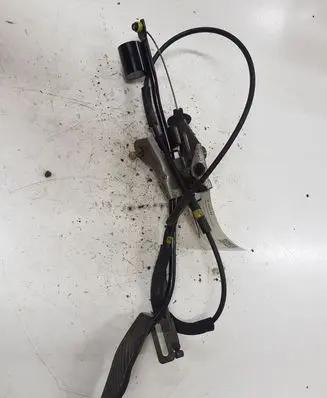KIA Carens I Accelerator throttle pedal