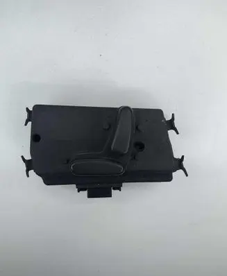 Chrysler Pacifica Seat control switch 0YD08TRMAB