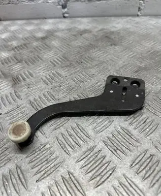 Volkswagen Transporter - Caravelle T5 Sliding door upper roller guide/hinge 7H0843436e