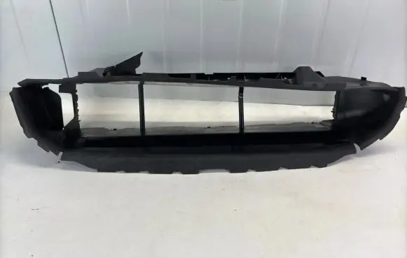 Ford Puma Intercooler air channel guide L1TB8312A S196