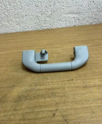 Mercedes-Benz C W204 Rear interior roof grab handle 130218491 F2978