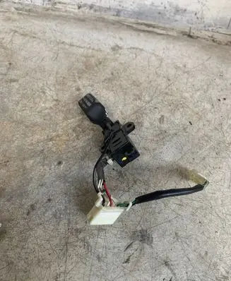 Lexus ES 250 - 300 - 330 Cruise control stalk 0381c95r