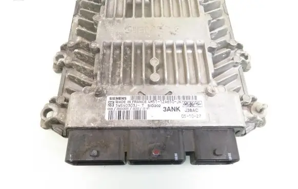 Ford Focus Engine control unit/module 4M5112A650JK 5WS40303JT