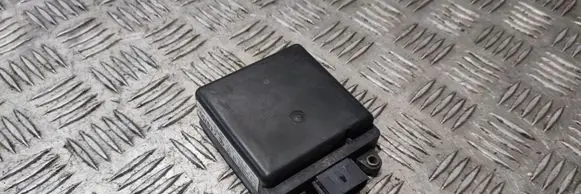 Jeep Grand Cherokee Blind spot module 68137930AI