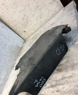 Volkswagen Jetta VI Rear underbody cover/under tray 5c6825205