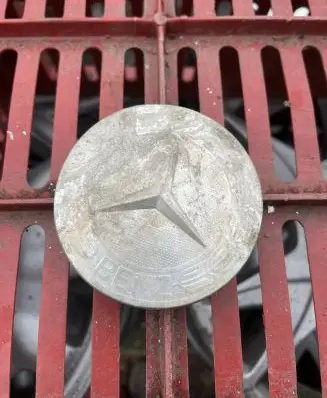 Mercedes-Benz E W212 Original wheel cap A1714000025