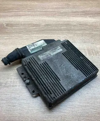 Renault Laguna I Engine control unit/module ECU 7700868314 S103722102B