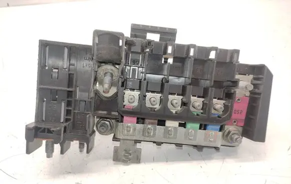 Mercedes-Benz B W246 W242 Fuse box set A2465401850 YAP2949511 477257