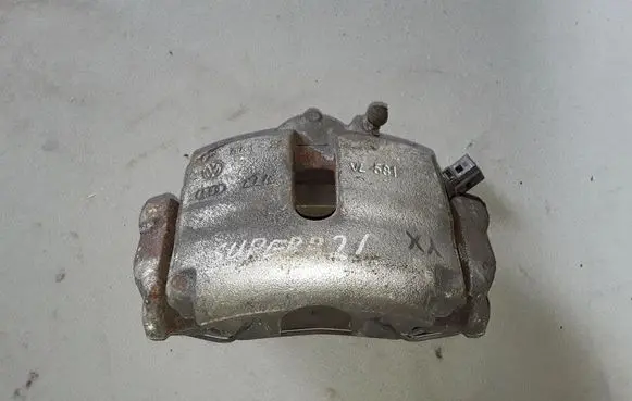 Skoda Superb B6 (3T) Front brake caliper 3C0615123
