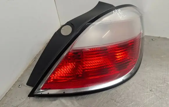 Opel Astra H Rear/tail lights 342691834 159728