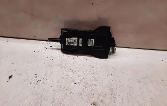 Peugeot 308 Ignition key/card 28120497 00010549