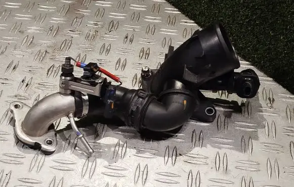 Turbo air intake inlet pipe/hose