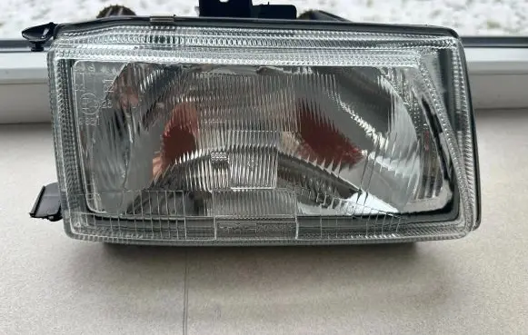 Seat Ibiza II (6k) Headlight/headlamp ZST1102R 20-5365-08-2 6K0941016M