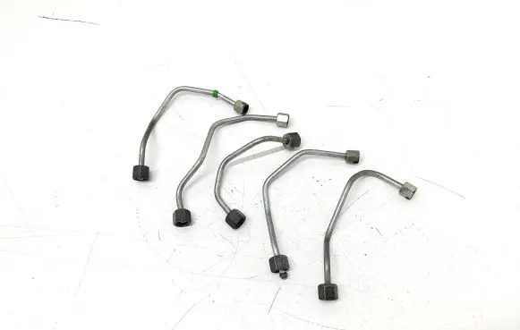 Citroen C4 II Picasso Fuel injector supply line/pipe 