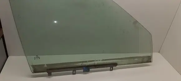 Volkswagen PASSAT B4 Front door window glass four-door 43R000981