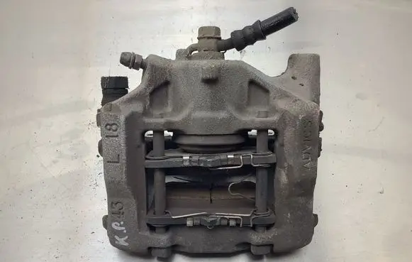 Lexus IS 220D-250-350 Rear brake caliper 