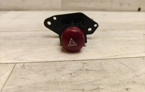 Mitsubishi Grandis Hazard light switch MR962274