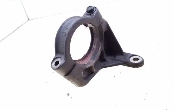 Volvo S60 Driveshaft support bearing bracket 9143465
