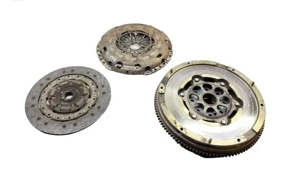 Ford Mondeo Mk III Clutch set kit 3S717563GA K5274