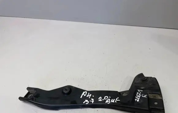 Audi A4 S4 B7 8E 8H Front bumper mounting bracket 8E0807203B