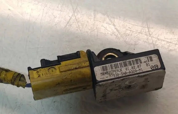 Honda Civic Airbag deployment crash/impact sensor 77930SNAA320M1
