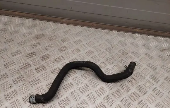 Mercedes-Benz E C207 W207 Engine coolant pipe/hose A2075013482