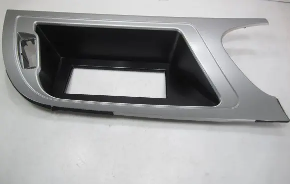 Radio/GPS head unit trim