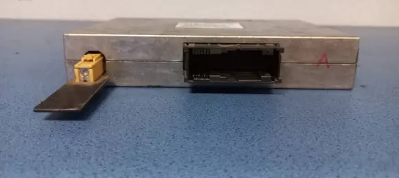 Audi A4 S4 B7 8E 8H Bluetooth control unit module 8P0862335M
