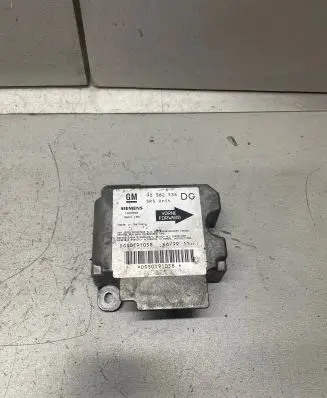 Opel Zafira A Airbag control unit/module 90582536 1923594 DGS0191058