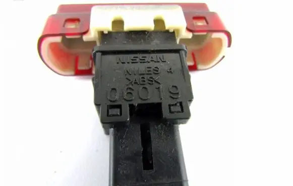 Subaru Forester SH Hazard light switch 06019