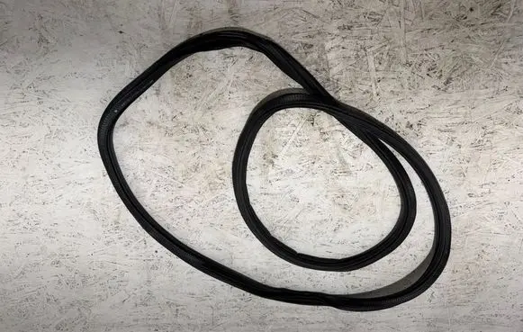 Skoda Octavia Mk4 Front door rubber seal 5E3867365