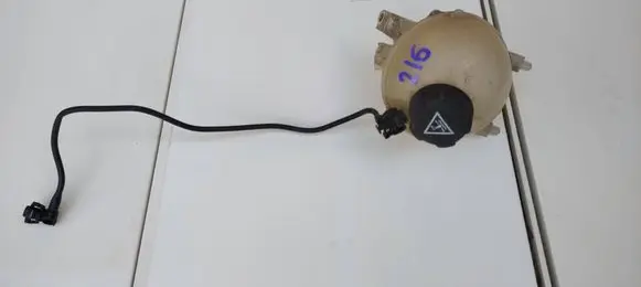 Citroen C4 I Picasso Coolant expansion tank/reservoir 9654429680 A527680002 9654310780