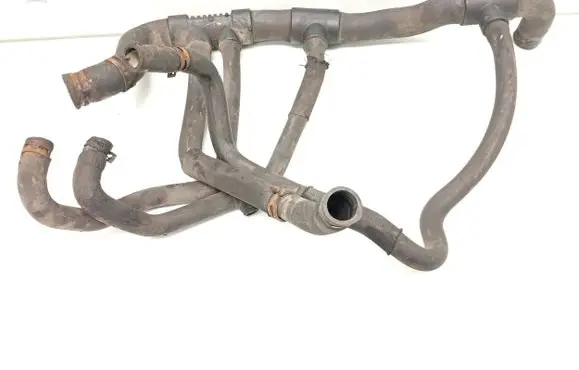 Opel Vivaro Engine coolant pipe/hose