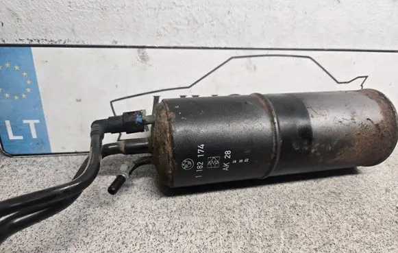 BMW 7 E38 Active carbon filter fuel vapour canister 1182174