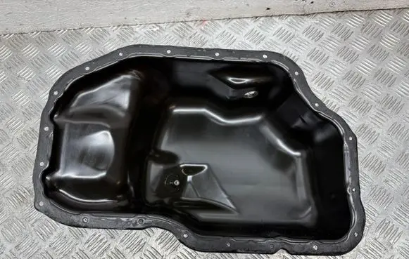Oil sump