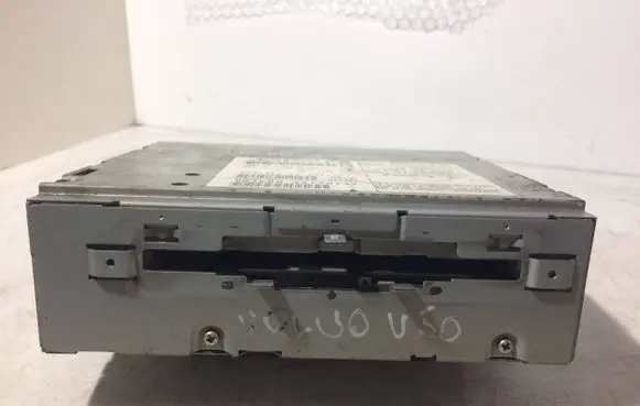 Volvo V50 CD/DVD changer 306792501 VO466042770147
