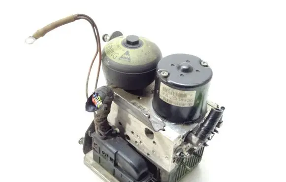 Mercedes-Benz E W211 ABS Pump A0054317112