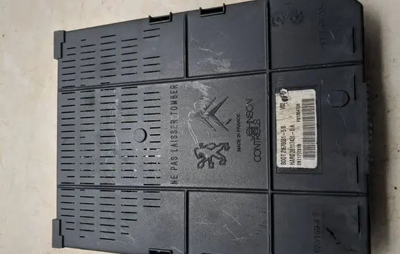 Peugeot 407 Comfort/convenience module BSI2004H02 01250106 9661940180