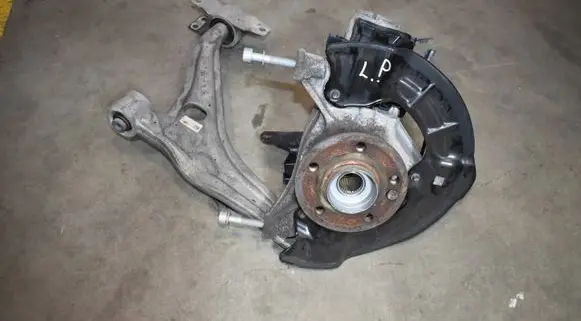 Mercedes-Benz CLA C118 X118 Front wheel hub spindle knuckle A1773321700 A1773300100